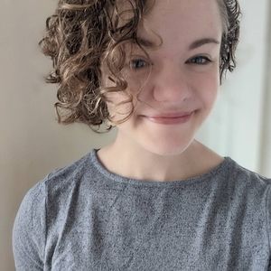 Meet your Posher, Alexandra